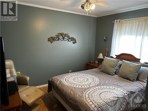 Bedroom - 167 Edward Street S, Arnprior, ON - Indoor Photo Showing Bedroom