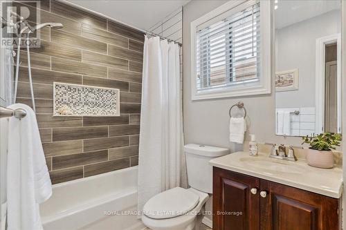 211 Murray Street, Brampton (Brampton West), ON - Indoor Photo Showing Bathroom