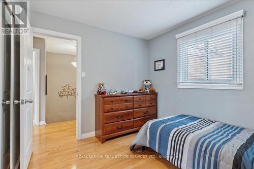 211 Murray Street, Brampton (Brampton West), ON - Indoor Photo Showing Bedroom