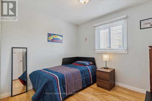 211 Murray Street, Brampton (Brampton West), ON - Indoor Photo Showing Bedroom