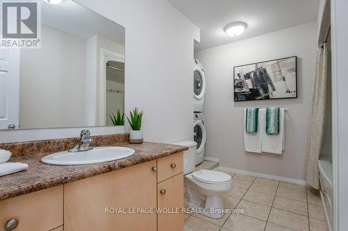 38 - 12 Holborn Drive, Kitchener, ON - Indoor Photo Showing Bathroom