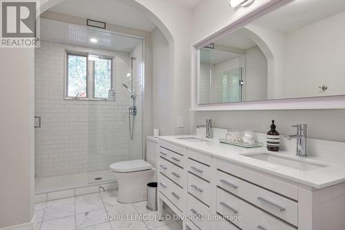 60 Dunvegan Road, Toronto (Forest Hill South), ON - Indoor Photo Showing Bathroom