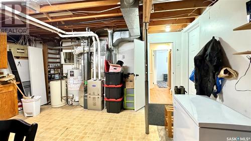 229 Hearn Street, Outlook, SK - Indoor Photo Showing Basement