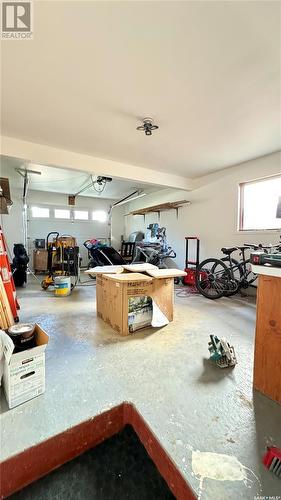 229 Hearn Street, Outlook, SK - Indoor