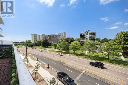 409 - 10 Deerlick Court, Toronto (Parkwoods-Donalda), ON - Outdoor With View