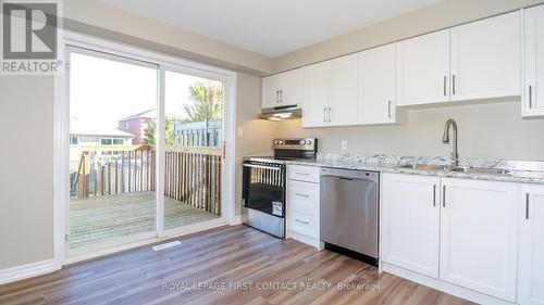 90 Cheltenham Road, Barrie, ON - Indoor Photo Showing Kitchen