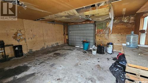 2470 Proton Avenue, Gull Lake, SK - Indoor Photo Showing Garage