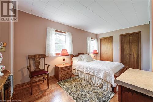 842985 Road 84, Kintore, ON - Indoor Photo Showing Bedroom