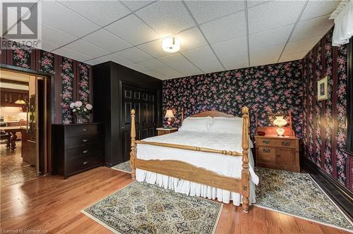 842985 Road 84, Kintore, ON - Indoor Photo Showing Bedroom