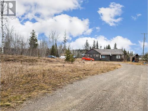 5855 Sundman Road, 100 Mile House, BC - Outdoor