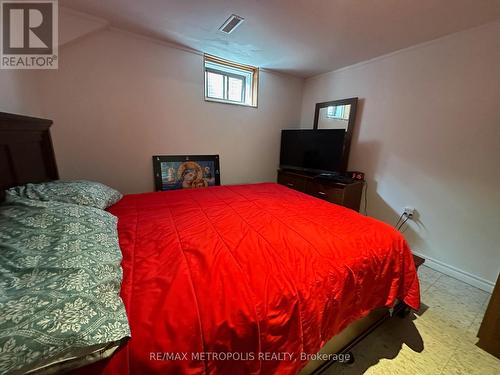 Bsmt - 92 Berner Trail, Toronto (Malvern), ON - Indoor Photo Showing Bedroom