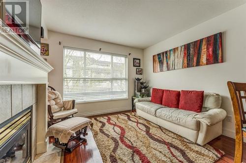 2Xx 2393 Welcher Avenue, Port Coquitlam, BC - Indoor Photo Showing Living Room With Fireplace