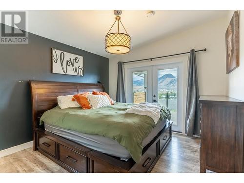 1744 Pennask Terrace, Kamloops, BC - Indoor Photo Showing Bedroom