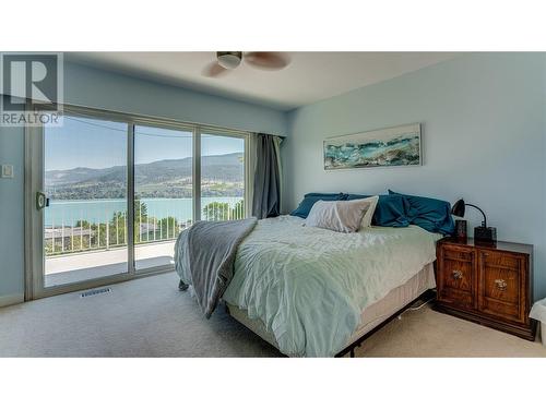 8209 Lakeview Drive, Coldstream, BC - Indoor Photo Showing Bedroom