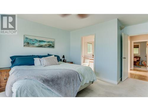 8209 Lakeview Drive, Coldstream, BC - Indoor Photo Showing Bedroom