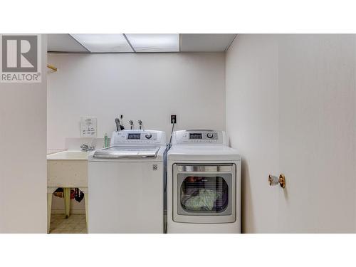 8209 Lakeview Drive, Coldstream, BC - Indoor Photo Showing Laundry Room