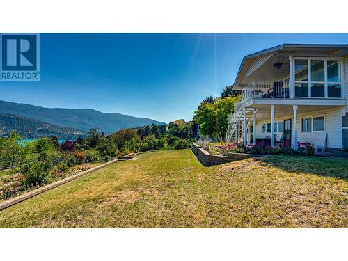 8209 Lakeview Drive, Coldstream, BC - Outdoor