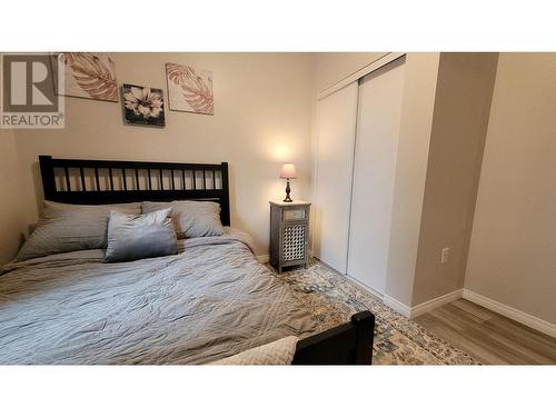 1616 Benniger Road, Christina Lake, BC - Indoor Photo Showing Bedroom