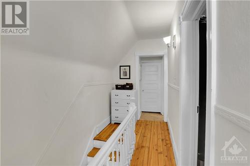 292 Fifth Avenue, Ottawa, ON - Indoor Photo Showing Other Room