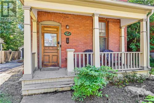 292 Fifth Avenue, Ottawa, ON - Outdoor