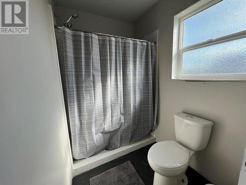 5315 49 Street, Pouce Coupe, BC - Indoor Photo Showing Bathroom