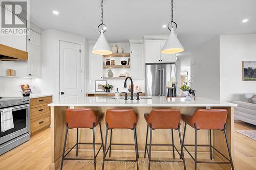 48 Allister Drive, Middlesex Centre (Kilworth), ON - Indoor Photo Showing Kitchen With Upgraded Kitchen