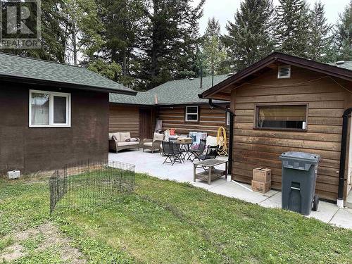 5840 Horse Lake Road, 100 Mile House, BC 