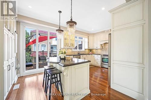 44 Stagecoach Circle, Toronto, ON - Indoor Photo Showing Kitchen With Upgraded Kitchen