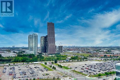 1906 - 5 Buttermill Avenue, Vaughan, ON - Outdoor With View