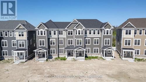 29 Sama Way, Wasaga Beach, ON - Outdoor With Facade