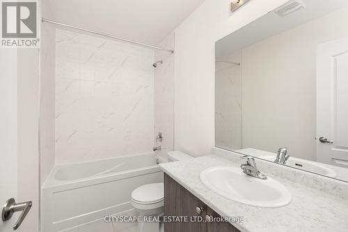 29 Sama Way, Wasaga Beach, ON - Indoor Photo Showing Bathroom