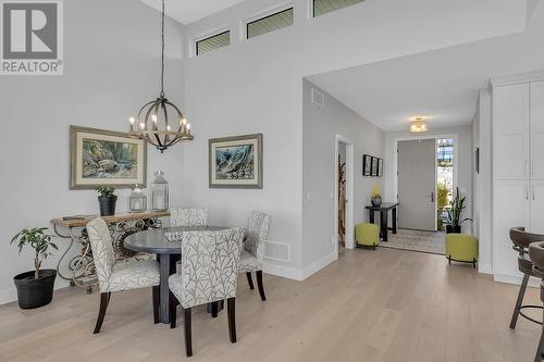 484 Sparrow Hawk Court, Kelowna, BC - Indoor Photo Showing Dining Room