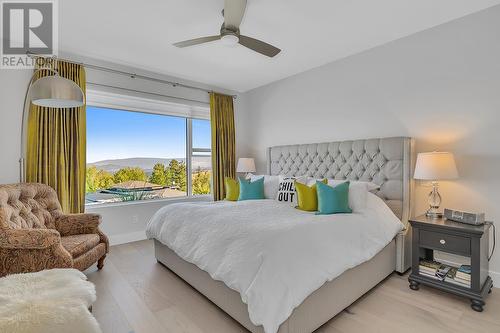 484 Sparrow Hawk Court, Kelowna, BC - Indoor Photo Showing Bedroom