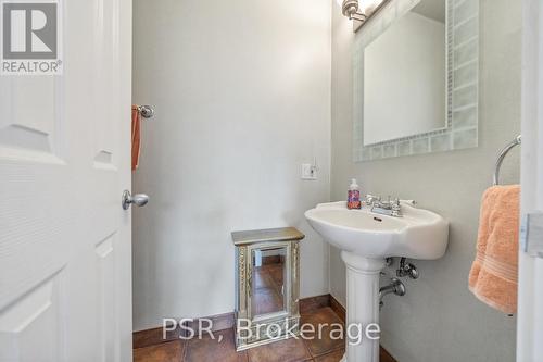 1216 Falgarwood Drive, Oakville (Iroquois Ridge North), ON - Indoor Photo Showing Bathroom