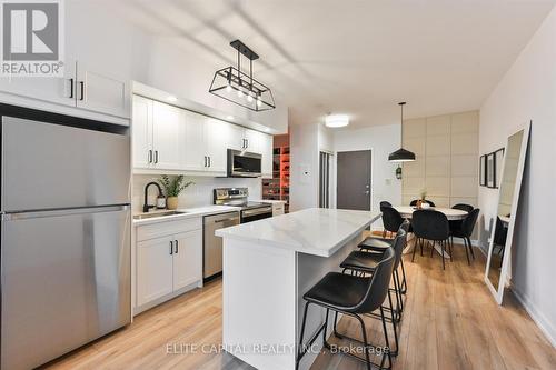 2314 - 103 The Queensway, Toronto (High Park-Swansea), ON - Indoor Photo Showing Kitchen With Stainless Steel Kitchen With Upgraded Kitchen