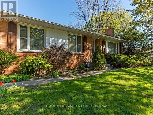 2067 Devon Road, Oakville, ON - Outdoor