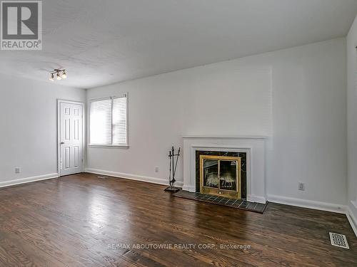 2067 Devon Road, Oakville, ON - Indoor Photo Showing Living Room With Fireplace