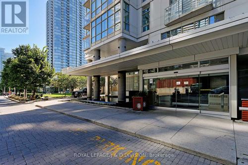 3702 - 35 Mariner Terrace, Toronto, ON - Outdoor