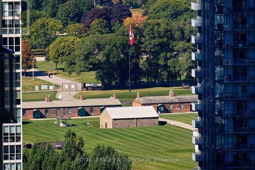 3702 - 35 Mariner Terrace, Toronto, ON - Outdoor