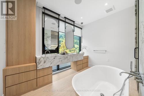 184 Poyntz Avenue, Toronto, ON - Indoor Photo Showing Bathroom