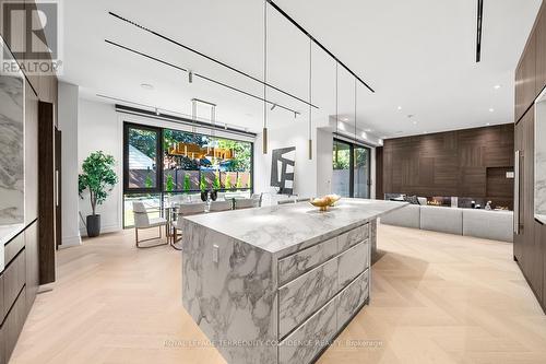 184 Poyntz Avenue, Toronto (Lansing-Westgate), ON - Indoor Photo Showing Kitchen