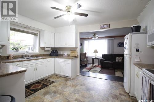 6 Elm Avenue, Moosomin Regional Park, SK - Indoor Photo Showing Kitchen With Double Sink