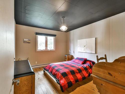 Bedroom - 1360 Rg Lépine, Saint-Liguori, QC - Indoor Photo Showing Bedroom