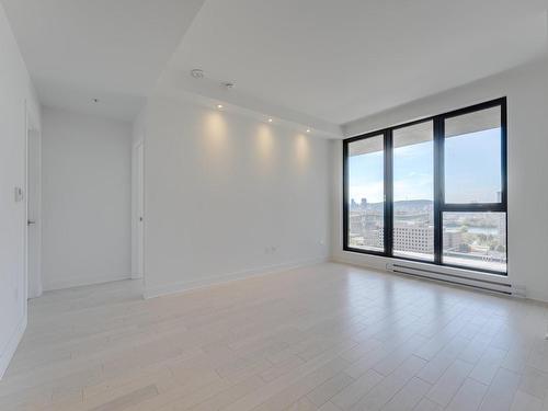 Living room - 1805-200 Rue Marie-Charles-Le Moyne, Longueuil (Le Vieux-Longueuil), QC - Indoor Photo Showing Other Room