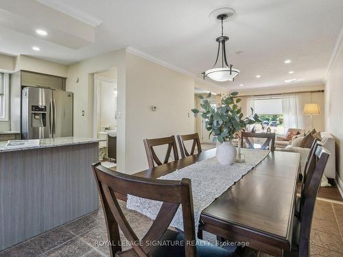 532 Galedowns Crt, Mississauga, ON - Indoor Photo Showing Dining Room