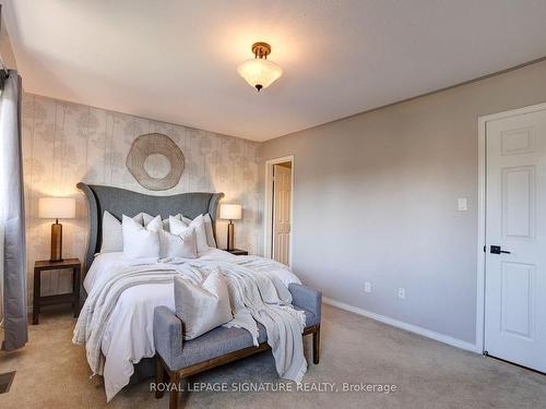 369 Rosegate Way, Oakville, ON - Indoor Photo Showing Bedroom