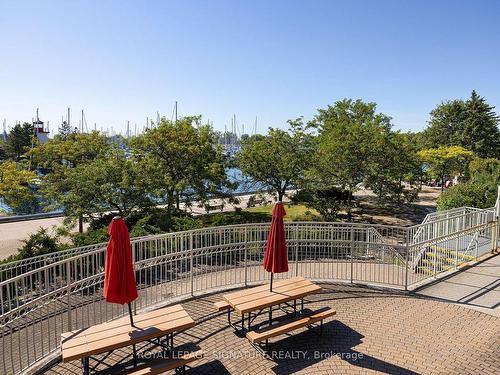 518-2261 Lakeshore Blvd, Toronto, ON - Outdoor