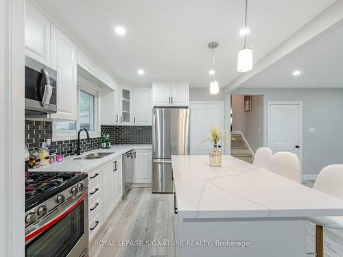 83 Grange Ave, Welland, ON - Indoor Photo Showing Kitchen With Double Sink With Upgraded Kitchen