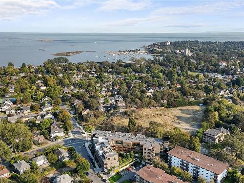 307-2285 Bowker Ave, Oak Bay, BC - Outdoor With Body Of Water With View