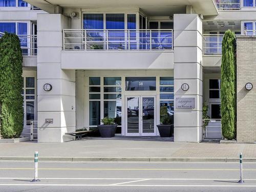 108-38 Front St, Nanaimo, BC - Outdoor With Facade